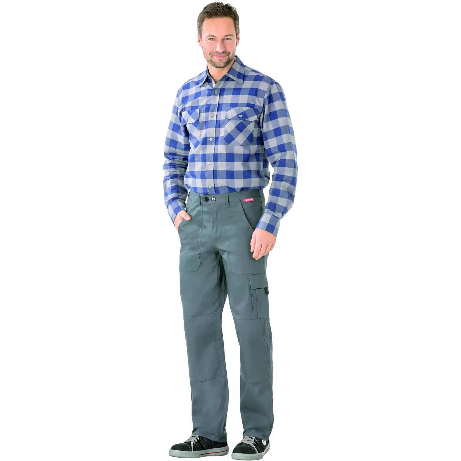 Planam BW 290 Cargo-Bundhose grau 102 grau - Produktbild mit Model