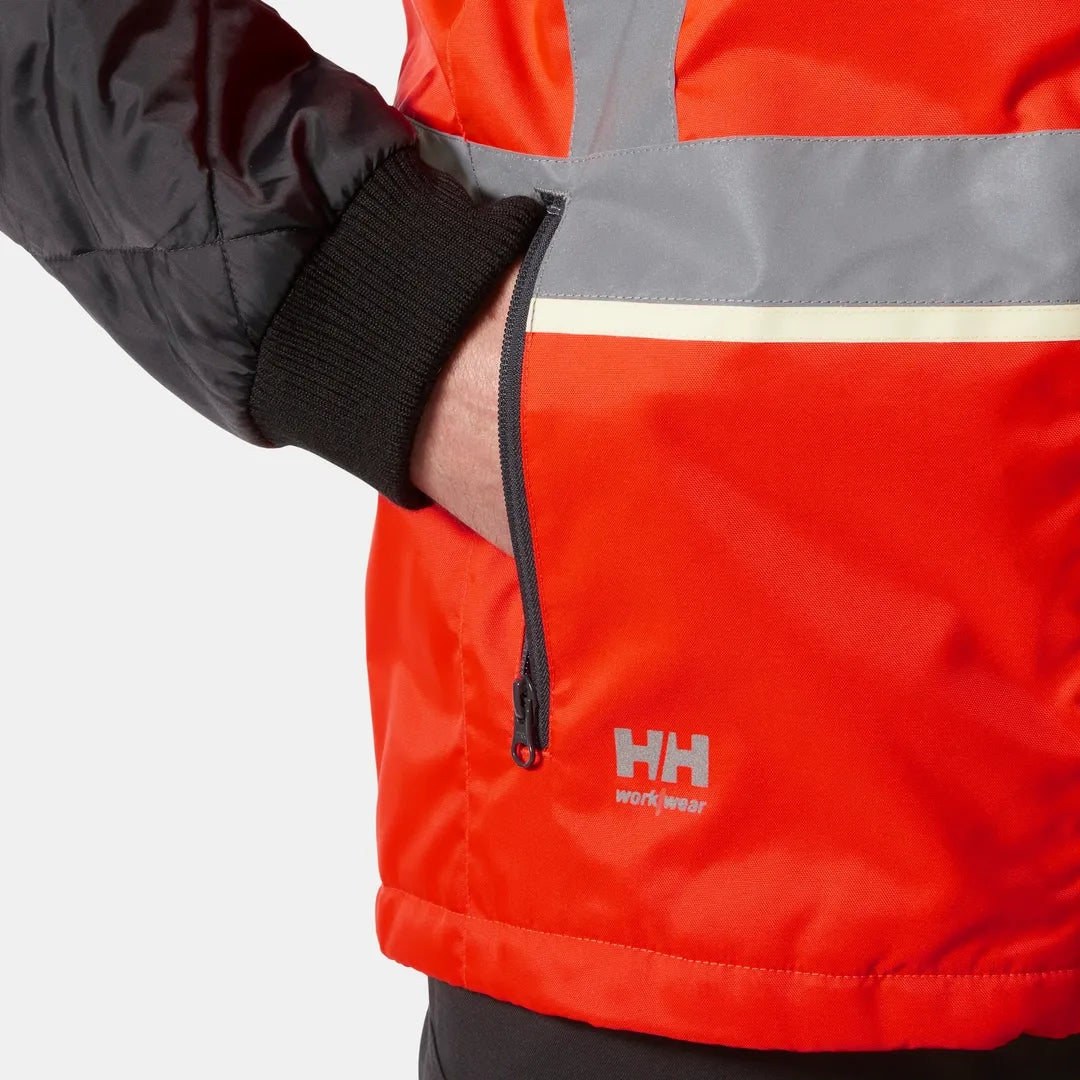 Helly Hansen Work Wear - 73185_169_feature1 - Onbody-W25-Winter 2025-FW25-Hivis-UC-ME