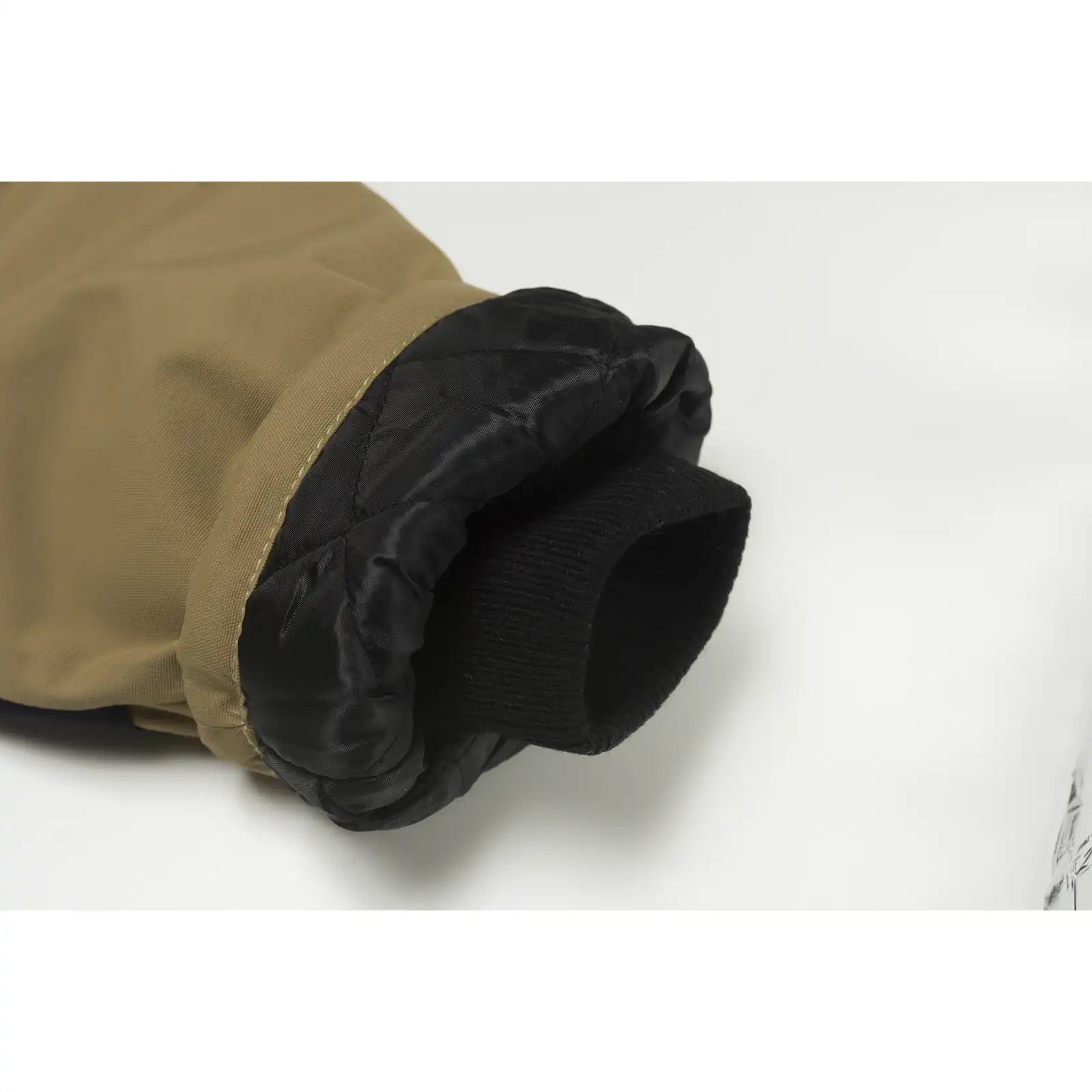 Planam Canvas 320 Winterparka khaki/schwarz S khaki/schwarz - Extra Detailbild