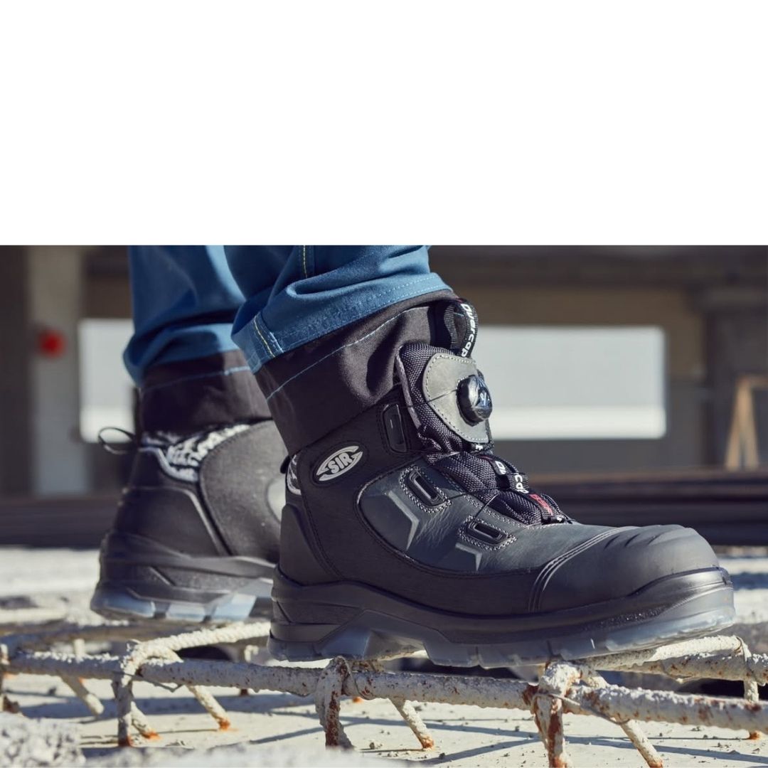 Safety footwear