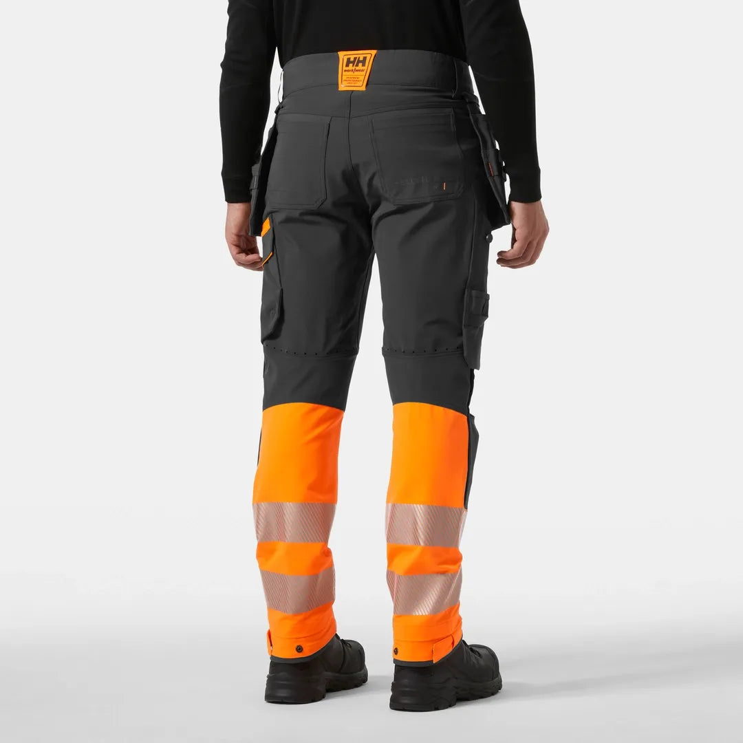 Helly Hansen Work Wear - 77500_269_onbody2 - Onbody-W25-Winter 2025-FW25-ICU-Hivis