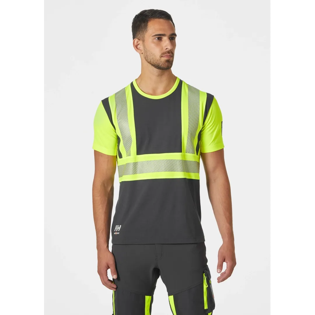 Helly Hansen Work Wear - 79271_369_onbody1 - Onbody-S24-Summer 2024-Hivis