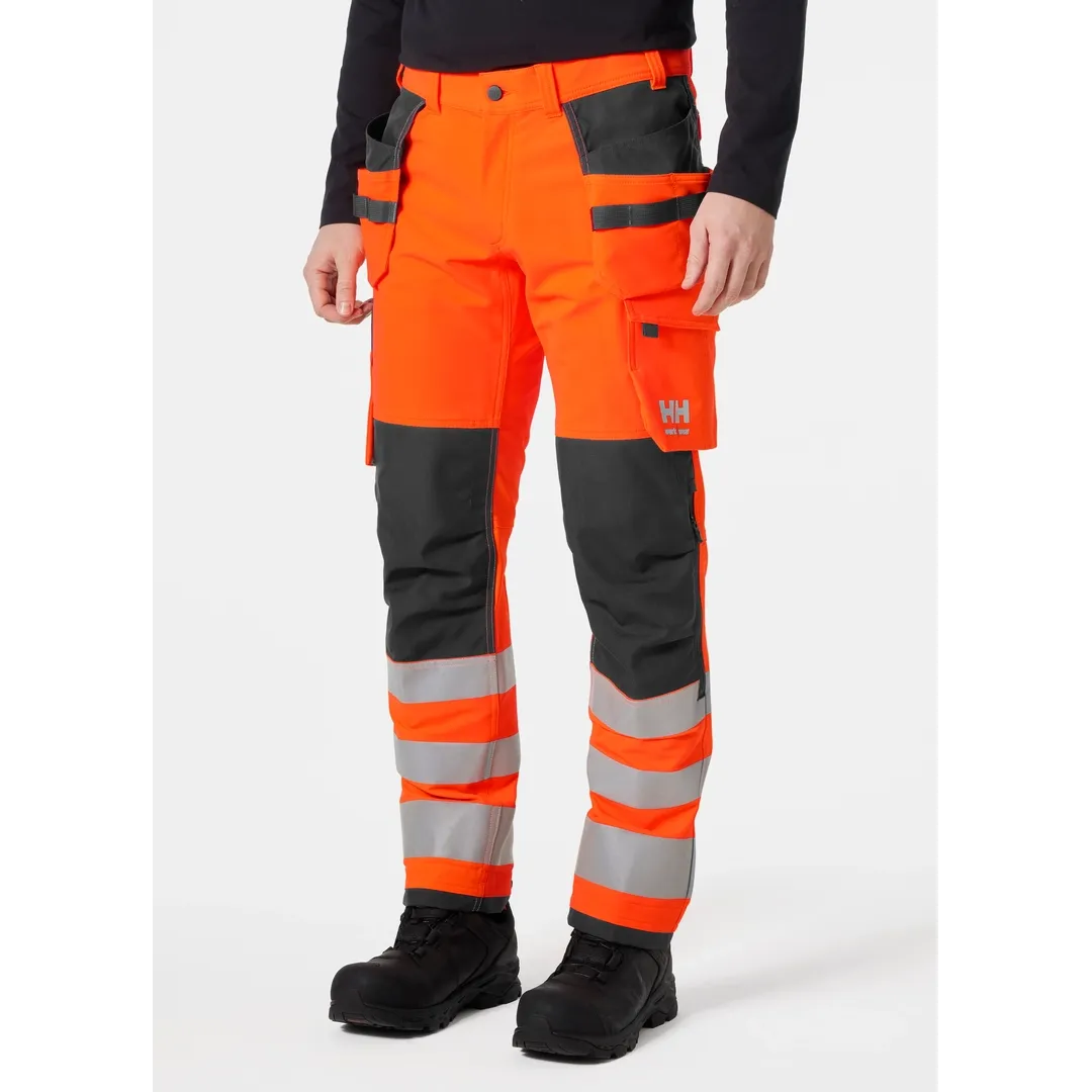 Helly Hansen Work Wear - 77428_269_onbody1 - Onbody -W23-Winter 2023-Alna-Hivis