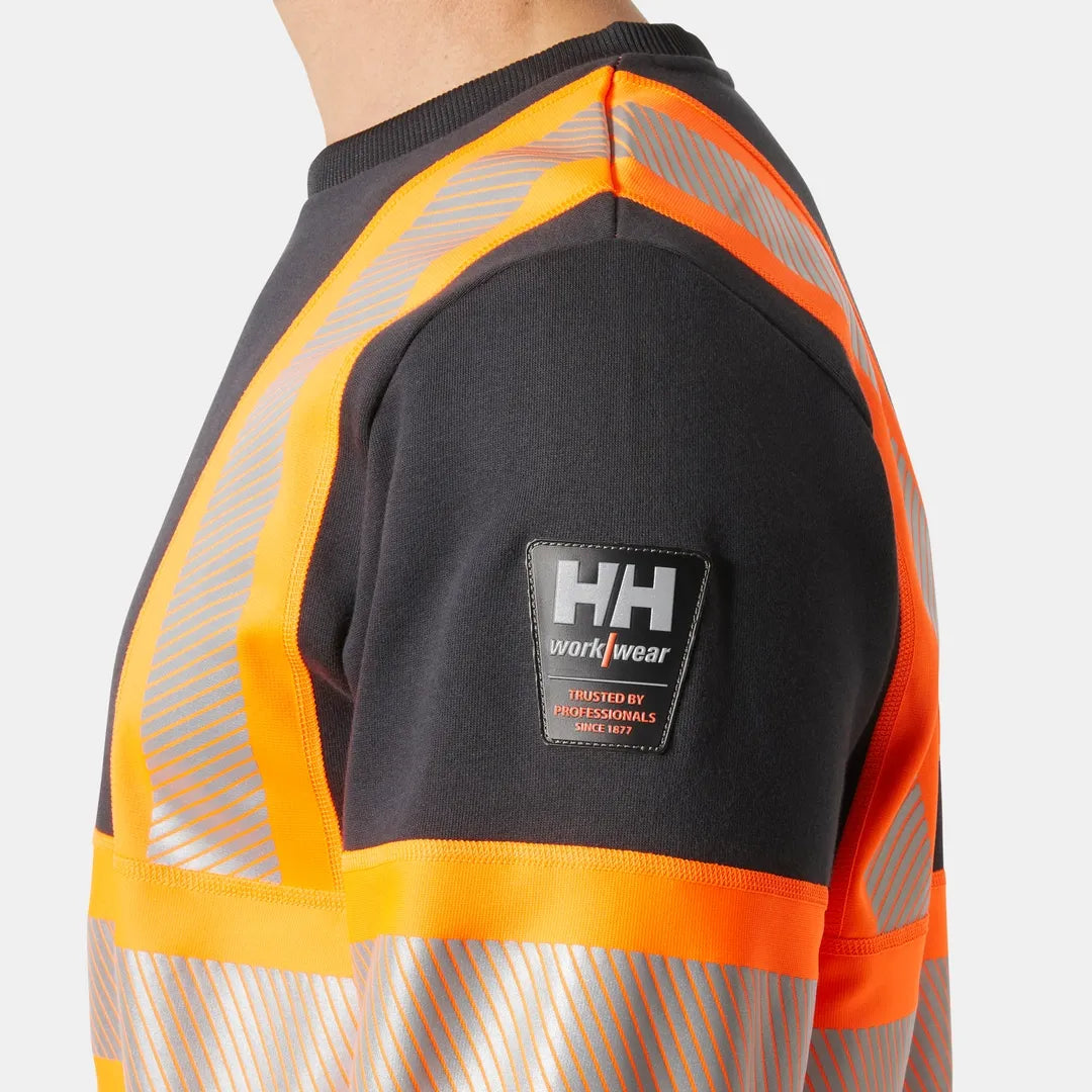 Helly Hansen Work Wear - 79272_269_feature1 - Onbody-W25-Winter 2025-FW25-Hivis-ICU