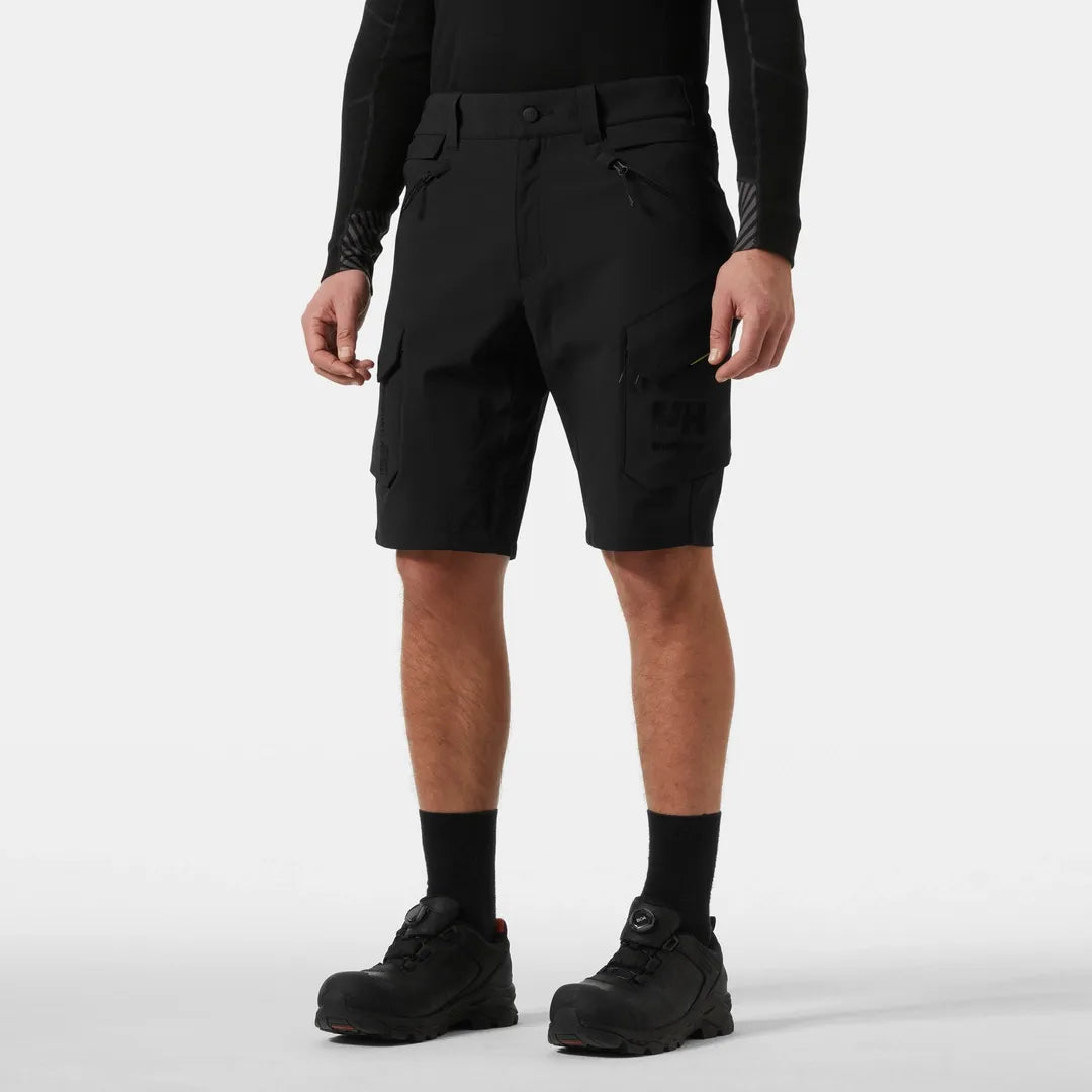 Helly Hansen Work Wear - 77566_990_onbody1 - Onbody-W25-Winter 2025-FW25-Trades-Magni Evo