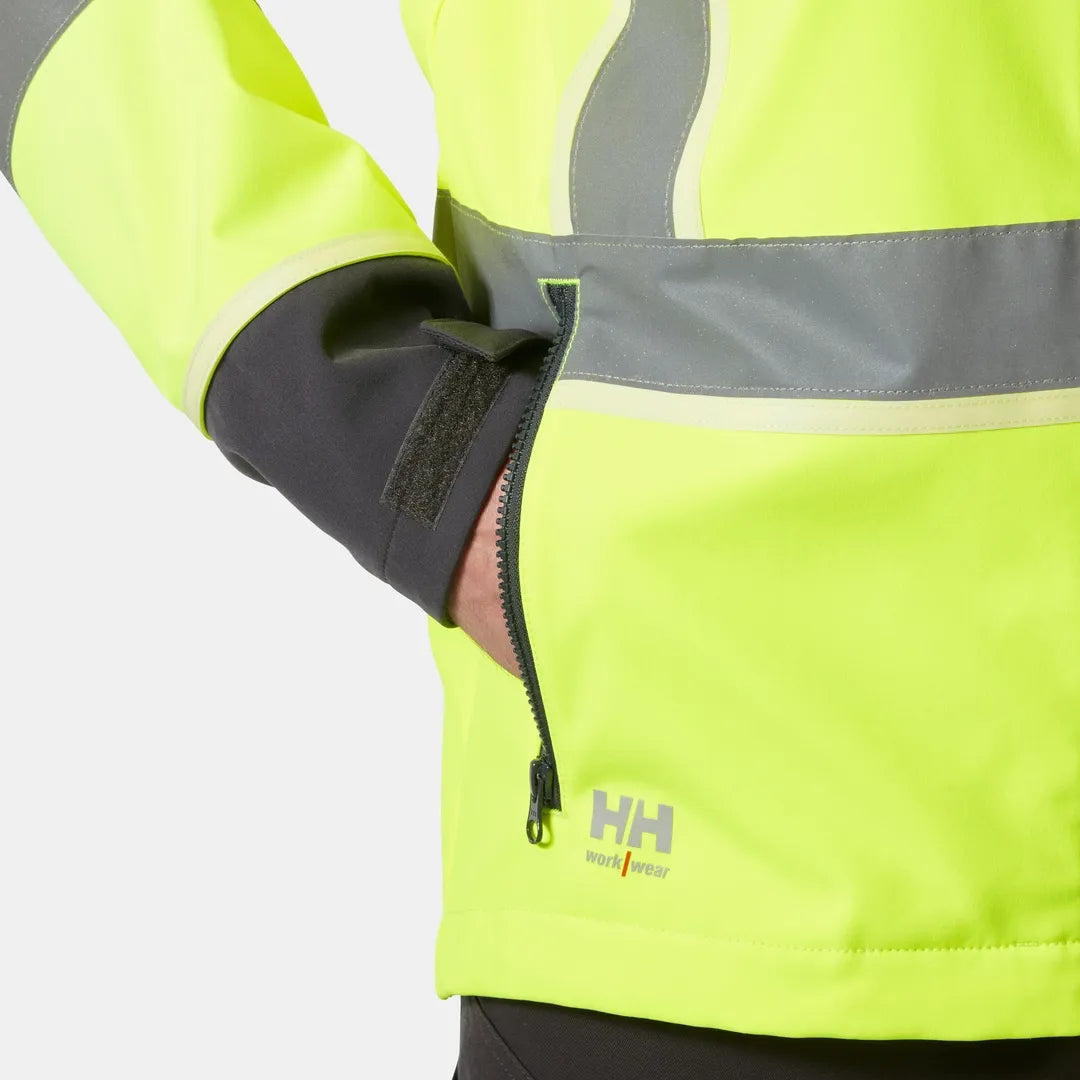 Helly Hansen Work Wear - 74055_369_feature1 - Onbody-W25-Winter 2025-FW25-Hivis-UC-ME