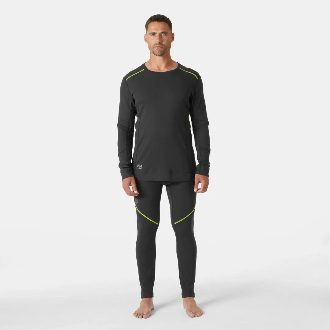 Helly Hansen Work Wear - 75449_950_onbody1 - Onbody-S25-Summer 2025-Multinorm-Fyre