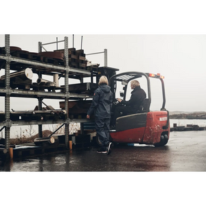 Helly Hansen Work Wear - Outdoor__1345 - Summer 2021-Tradesmen-Action