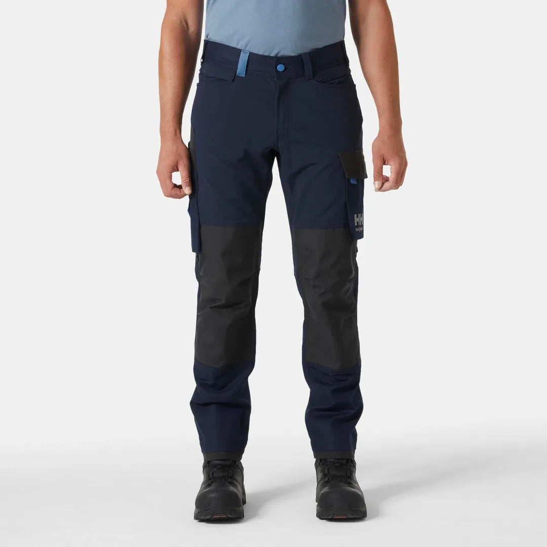 Helly Hansen Work Wear - 77395_599_onbody1 - Onbody-S25-Summer 2025-Trades-Oxford