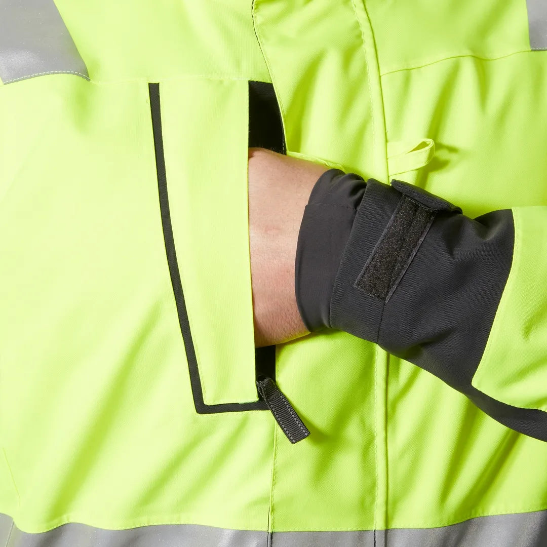 Helly Hansen Work Wear - 71695_369_feature4 - Onbody-W25-Winter 2025-FW25-Hivis-Alna