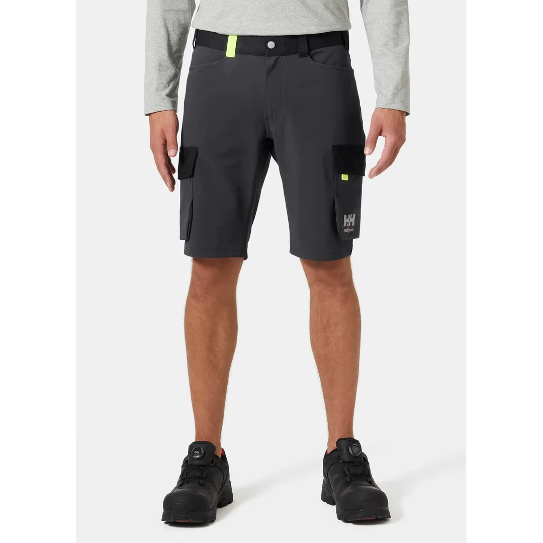 Helly Hansen Work Wear - 77508_989_onbody1 - Onbody-Tradesmen-S24-Summer 2024