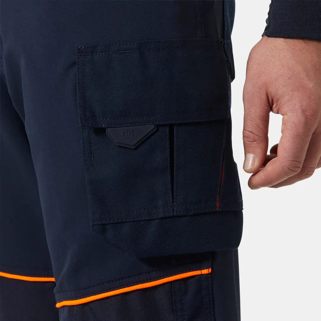 Helly Hansen Work Wear - 77447_992_feature3 - Onbody-W25-Winter 2025-FW25-Trades -Chelsea Evo