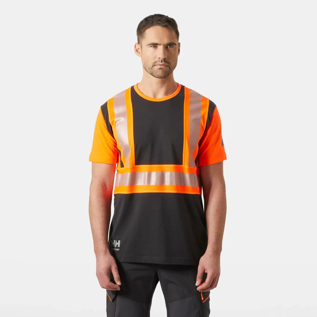Helly Hansen Work Wear - 79271_269_onbody1 - Onbody-W25-Winter 2025-FW25-Hivis-ICU