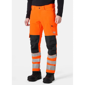 Helly Hansen Work Wear - 77430_269_onbody1 - Onbody -W23-Winter 2023-Alna-Hivis