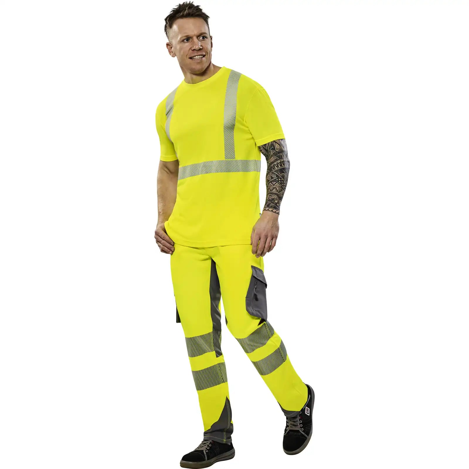 Planam Norit Warnschutz T-Shirt kurzarm gelb  XS gelb - Produktbild mit Model