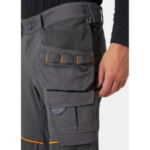 Helly Hansen Work Wear - 77441_970_feature2 - Onbody-Trades-S24-Summer 2024-Tradesmen