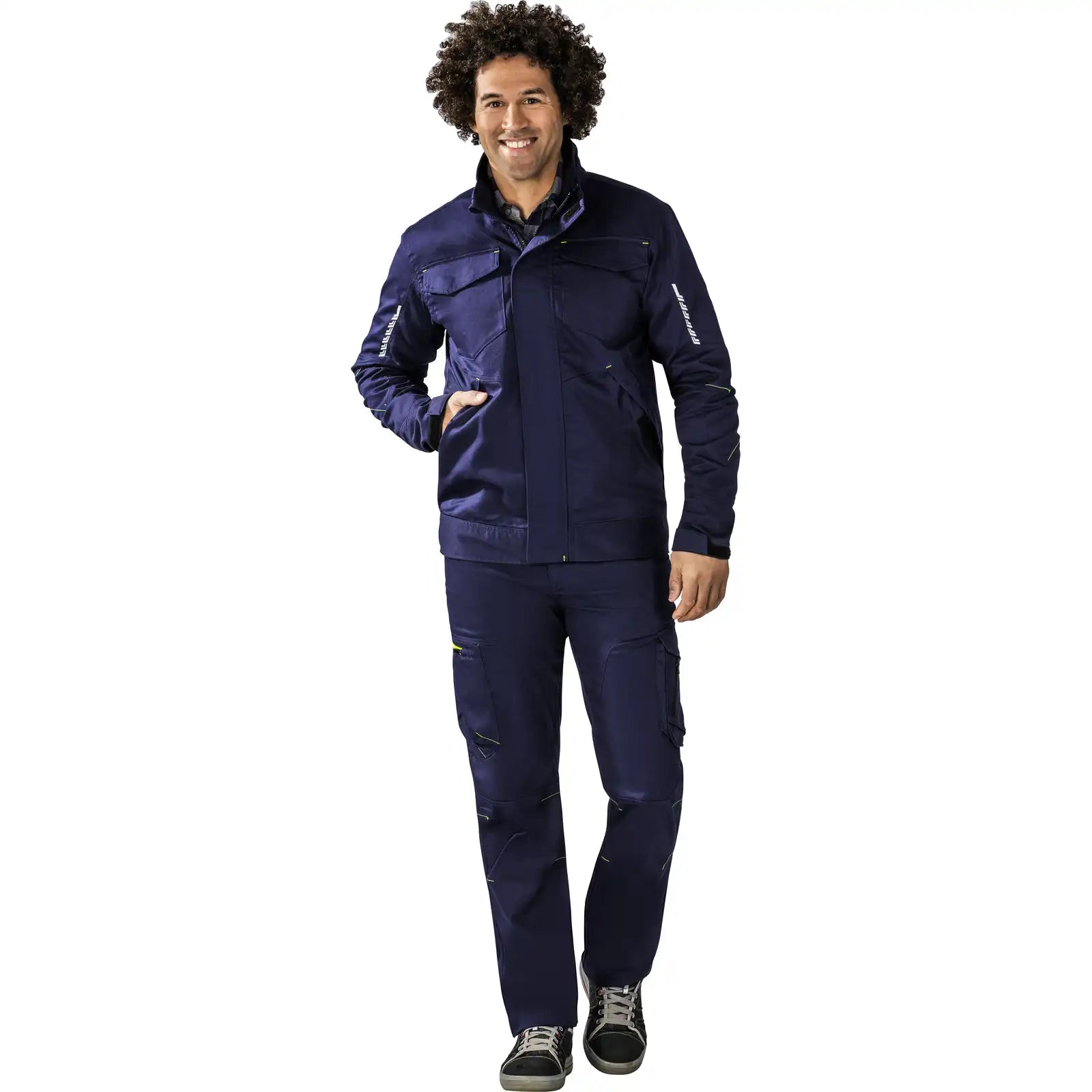 Planam PLANAM Stretchline Bundjacke marine 102 marine - Produktbild mit Model