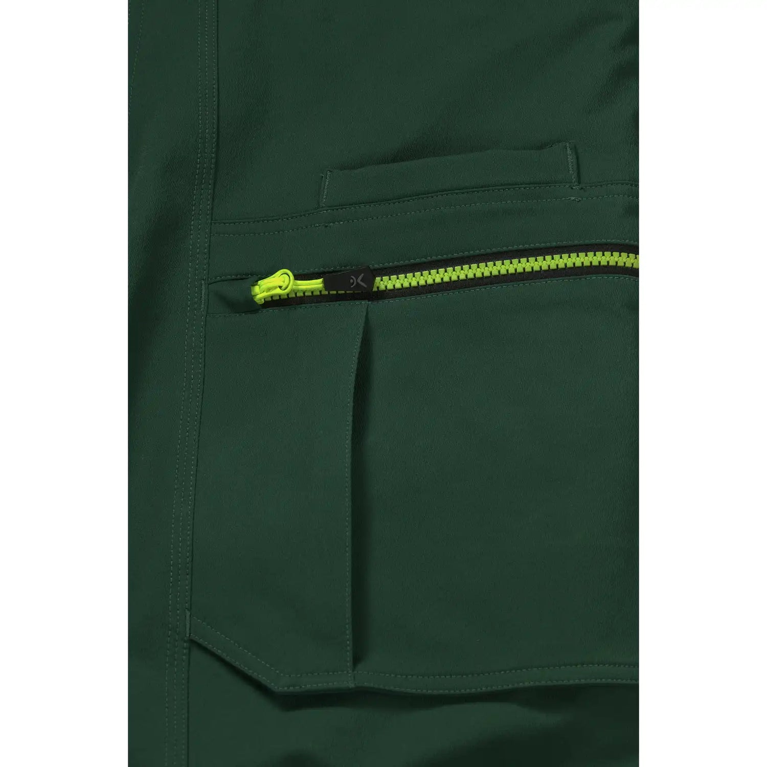 Planam rECOline Latzhose grün/schwarz      102 grün/schwarz - Extra Detailbild