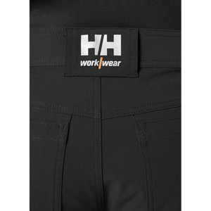 Helly Hansen Work Wear - 77433_269_feature3 - Onbody -W23-Winter 2023-Alna-Hivis