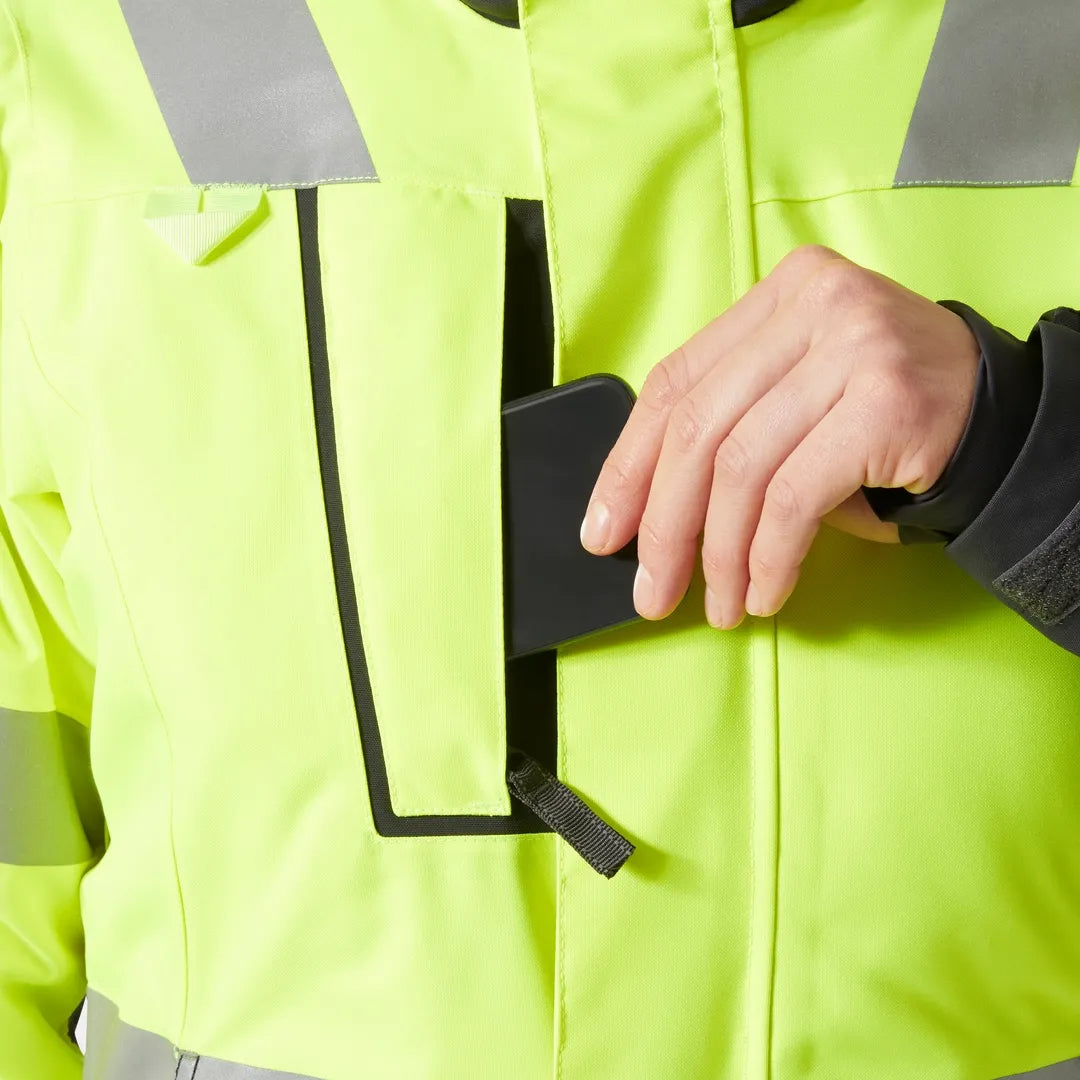 Helly Hansen Work Wear - 71398_369_feature3 - Onbody-W25-Winter 2025-FW25-Hivis-Alna