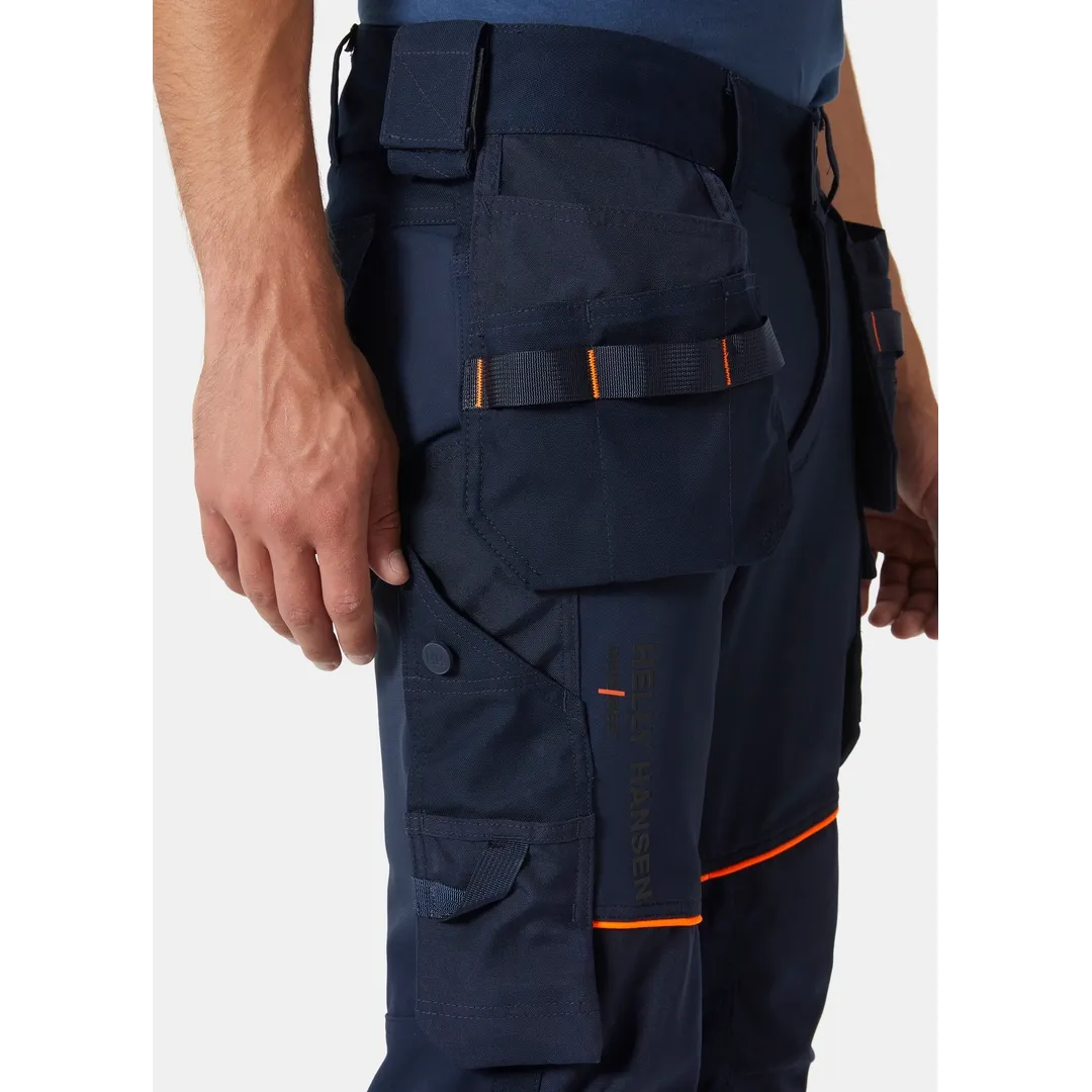 Helly Hansen Work Wear - 77441_590_feature4 - Onbody-Trades-S24-Summer 2024-Tradesmen
