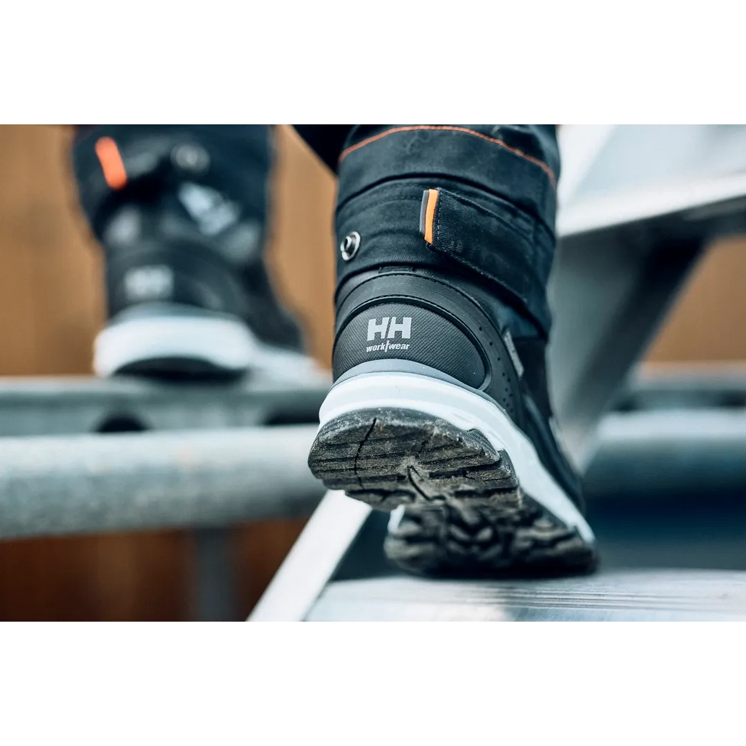 Helly Hansen Work Wear - Men Womens Outfit 2_036 - W24-Winter 2024-Action-Footwear-Luna