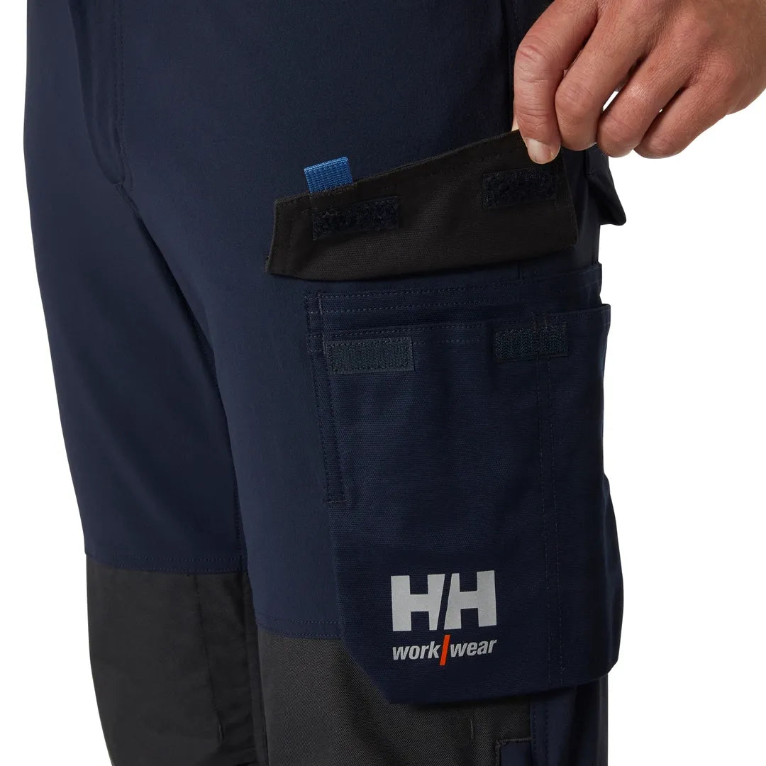 Helly Hansen Work Wear - 77395_599_feature1 - Onbody-S25-Summer 2025-Trades-Oxford