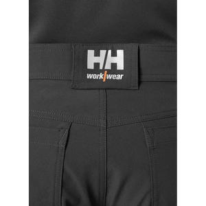 Helly Hansen Work Wear - 77433_369_feature3 - Onbody -W23-Winter 2023-Alna-Hivis