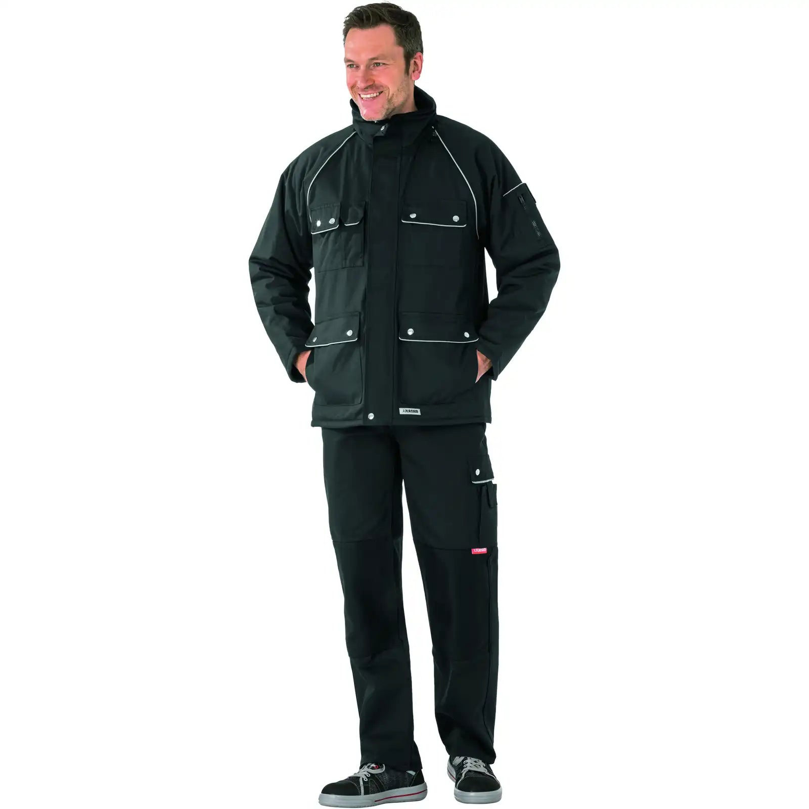 Planam Canvas 320 Winterparka schwarz/schwarz 4XL schwarz/schwarz - Produktbild mit Model