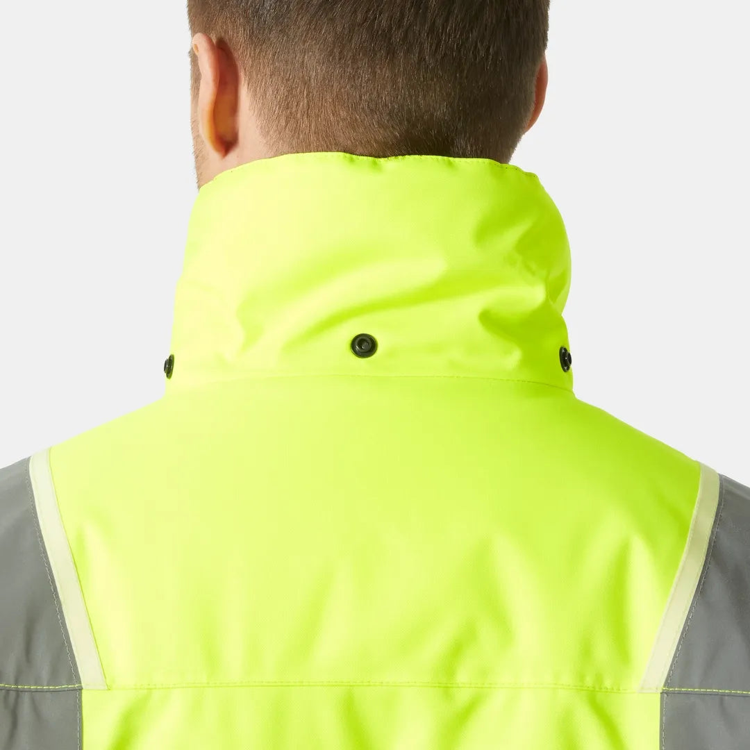 Helly Hansen Work Wear - 71355_369_feature2 - Onbody -W25-Winter 2025-FW25-Hivis-UC-ME