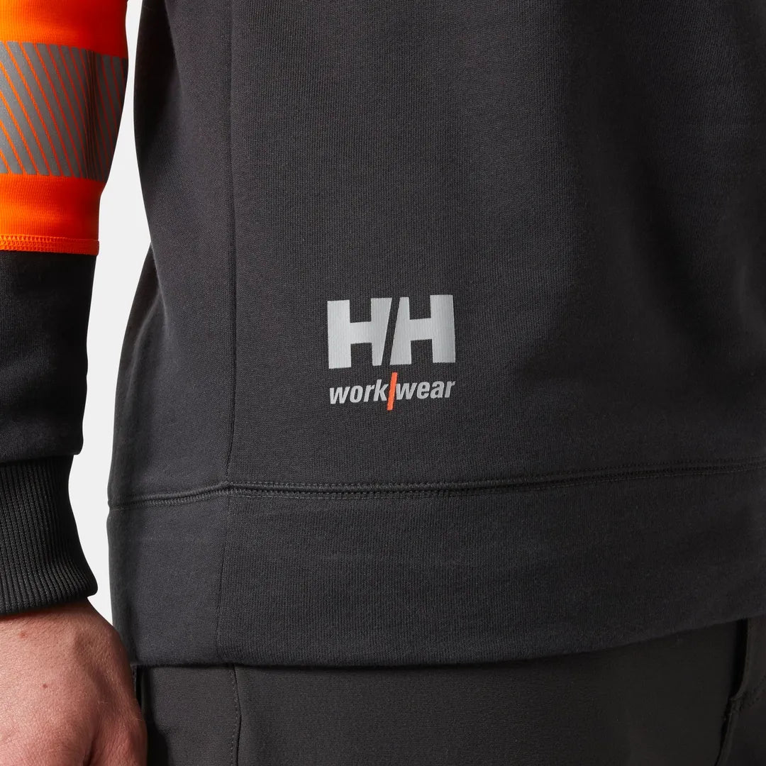 Helly Hansen Work Wear - 79272_269_feature2 - Onbody-W25-Winter 2025-FW25-Hivis-ICU