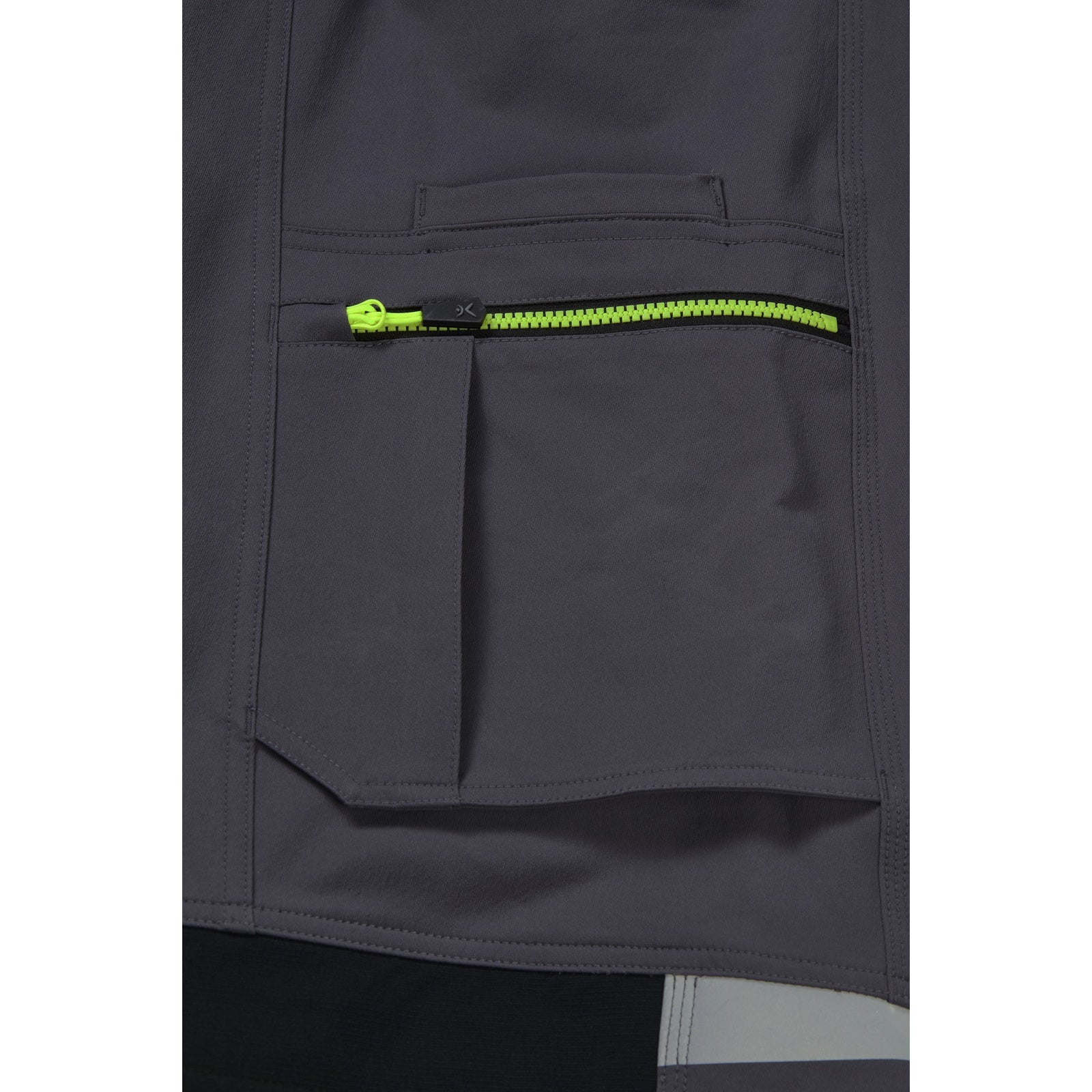 Planam rECOline Trousers royal blue/black - There’s sufficient space in the thigh pocket