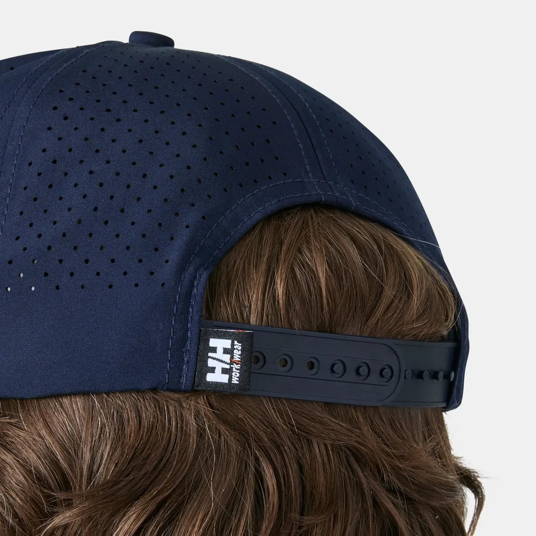 Helly Hansen Work Wear - 79759_590_feature1 - Onbody-S26-Summer 2026-SS26-Accessories 