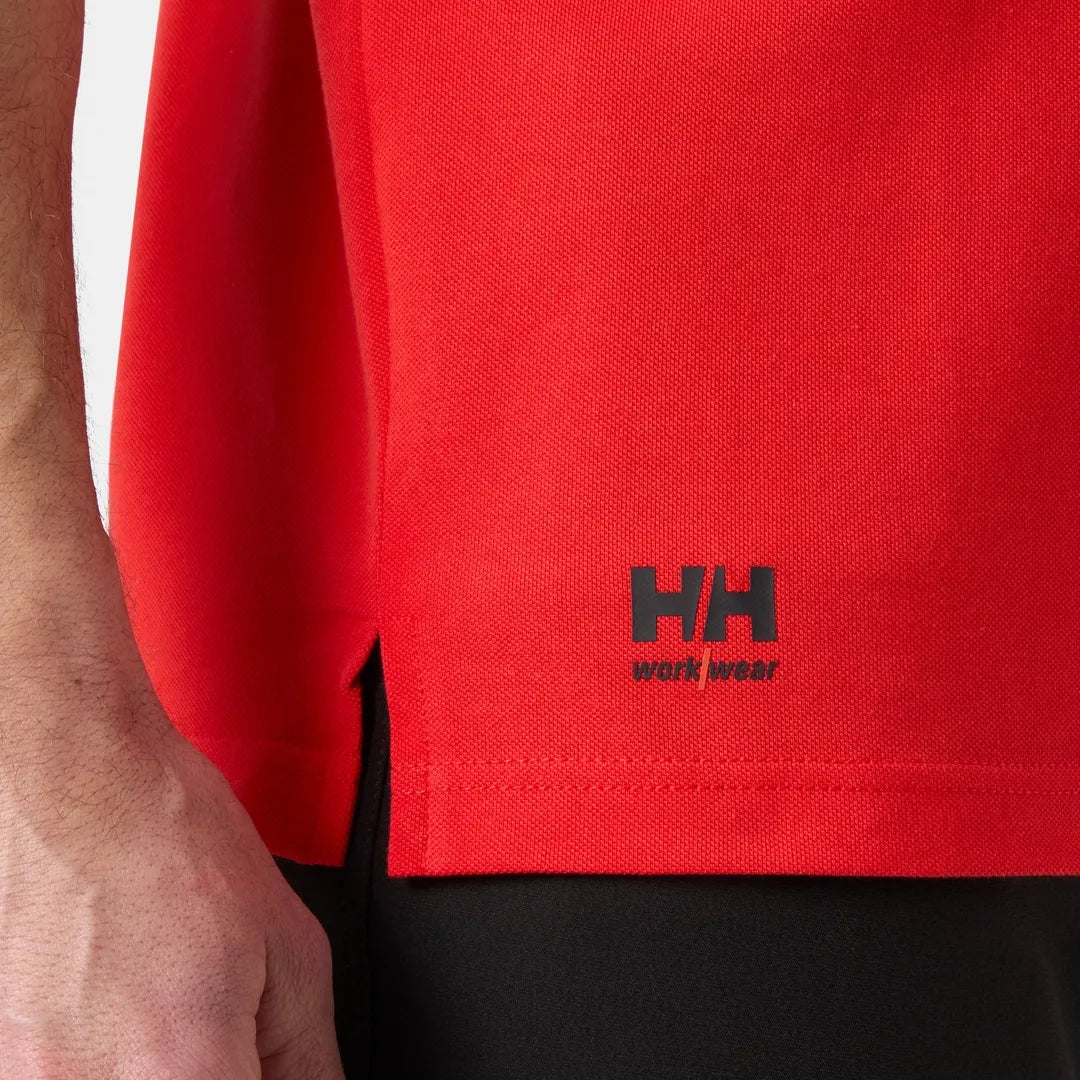 Helly Hansen Work Wear - 79398_220_feature2 - Onbody-W26-Winter 2026-FW26-Fundementals -Classic 2.0